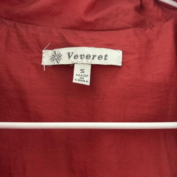 Small Red Quilted Jacket puffer coat veveret flying monkey oversized - Picture 3 of 4